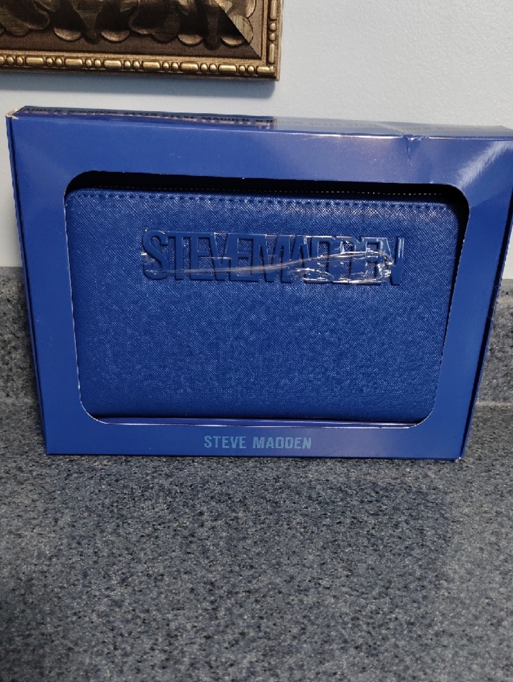 Steve Madden Cobalt Textured Zip Wristlet NWT - Picture 6 of 6